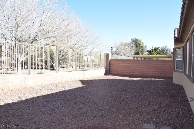 6904 Homing Pigeon Place, North Las Vegas, NV 89084