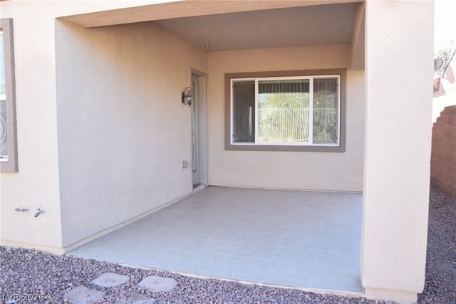 6904 Homing Pigeon Place, North Las Vegas, NV 89084