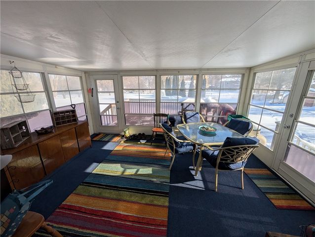 13 Canterbury Court, Bergen, NY 14416