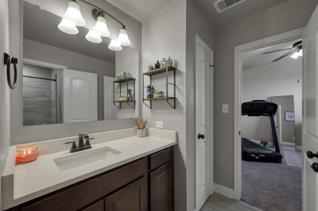 121 Dudley Road, Montgomery, TX 77356