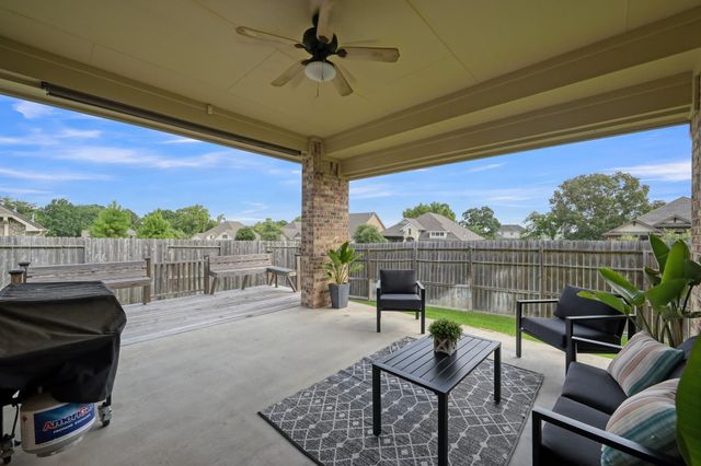 121 Dudley Road, Montgomery, TX 77356