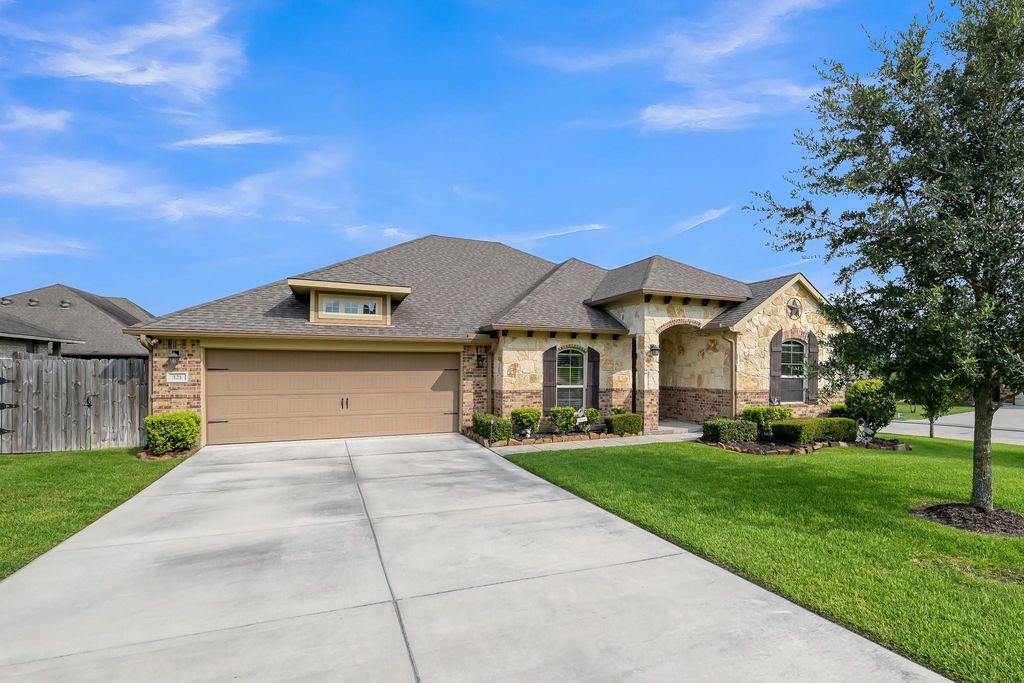 121 Dudley Road, Montgomery, TX 77356