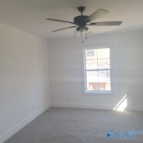 2005 Sunset Drive NW, Hartselle, AL 35640