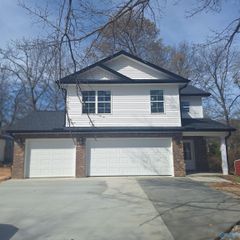 2005 Sunset Drive NW, Hartselle, AL 35640