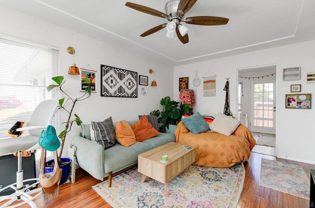 28 Chatsworth Blvd, San Diego, CA 92106