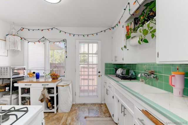 28 Chatsworth Blvd, San Diego, CA 92106