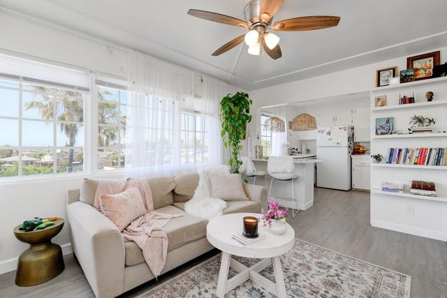 28 Chatsworth Blvd, San Diego, CA 92106
