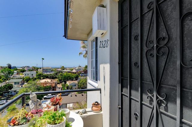 28 Chatsworth Blvd, San Diego, CA 92106