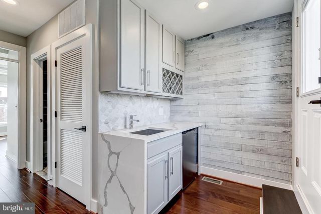 1440 S CHARLES ST, Baltimore, MD 21230