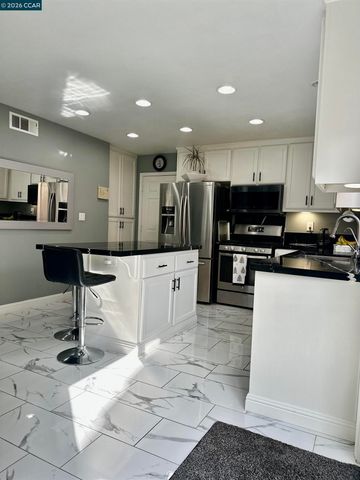 1505 Foxglove Pl, Richmond, CA 94806