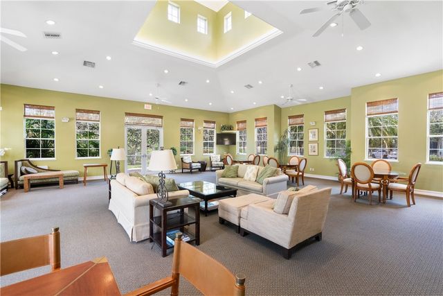 4585 Bridgepointe Way 165, Vero Beach, FL 32967