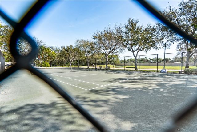 4585 Bridgepointe Way 165, Vero Beach, FL 32967