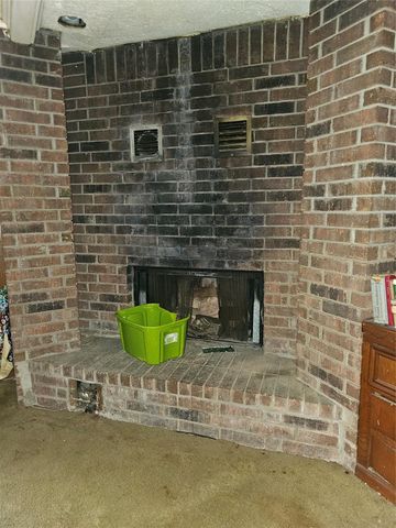 5022 Bretshire Drive, Houston, TX 77016