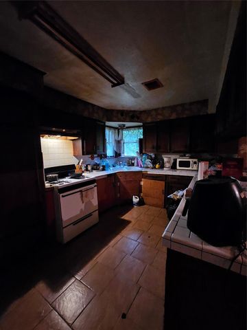 5022 Bretshire Drive, Houston, TX 77016