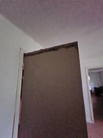 5022 Bretshire Drive, Houston, TX 77016