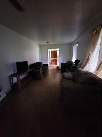 5022 Bretshire Drive, Houston, TX 77016