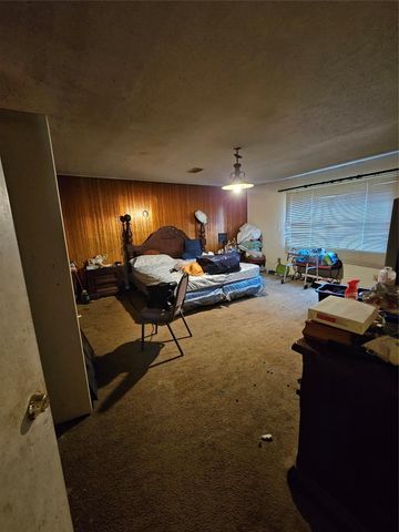 5022 Bretshire Drive, Houston, TX 77016