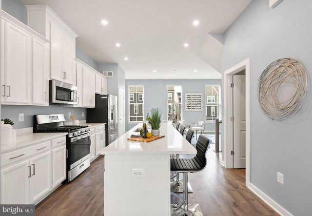 1719 BEECH LEAF ST, Dumfries, VA 22026