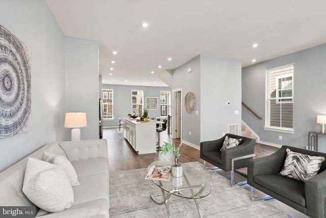 1719 BEECH LEAF ST, Dumfries, VA 22026