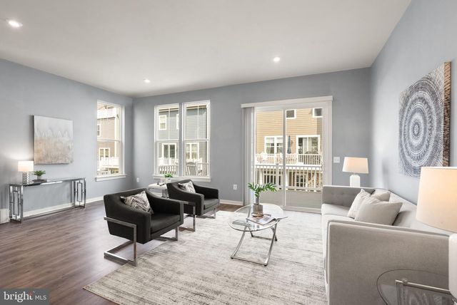 1719 BEECH LEAF ST, Dumfries, VA 22026