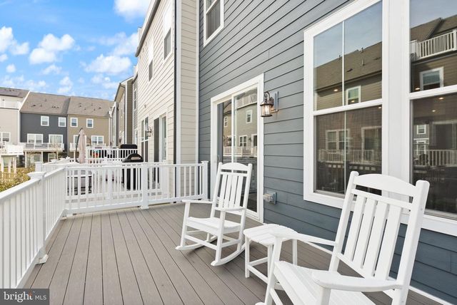 1719 BEECH LEAF ST, Dumfries, VA 22026