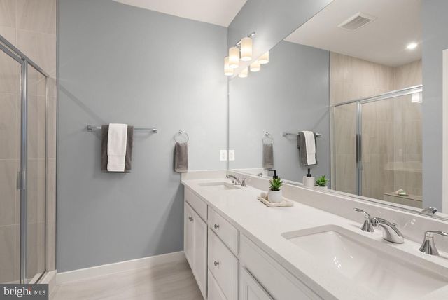 1719 BEECH LEAF ST, Dumfries, VA 22026