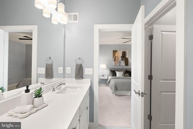 1719 BEECH LEAF ST, Dumfries, VA 22026