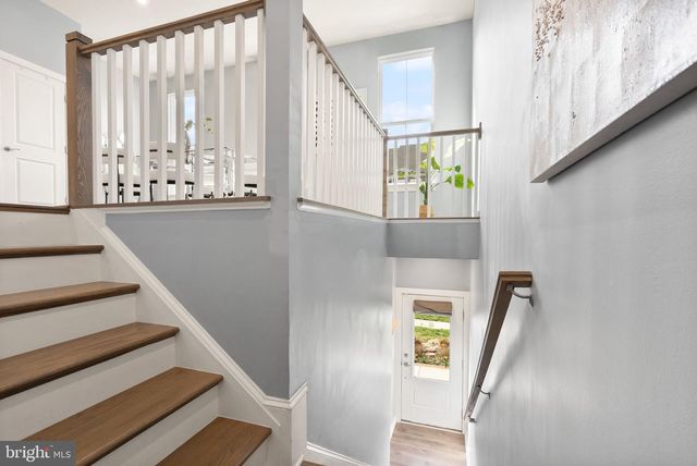 1719 BEECH LEAF ST, Dumfries, VA 22026