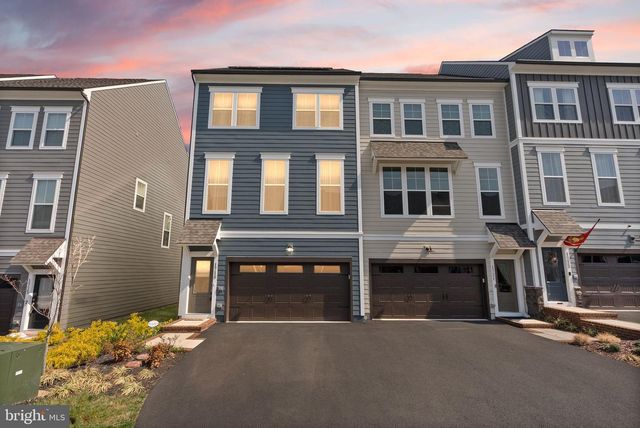 1719 BEECH LEAF ST, Dumfries, VA 22026