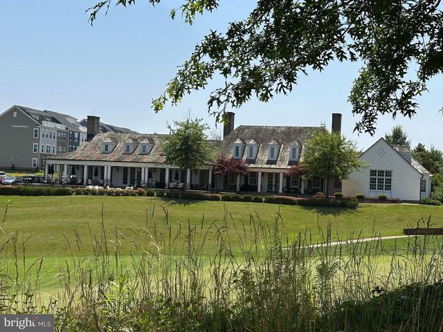 1719 BEECH LEAF ST, Dumfries, VA 22026