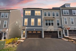 1719 BEECH LEAF ST, Dumfries, VA 22026