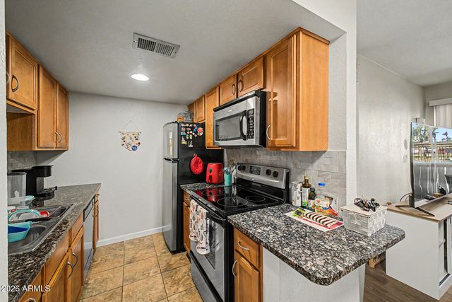 200 E SOUTHERN Avenue 136, Tempe, AZ 85282