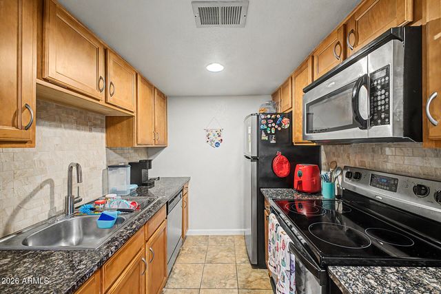 200 E SOUTHERN Avenue 136, Tempe, AZ 85282
