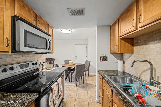 200 E SOUTHERN Avenue 136, Tempe, AZ 85282
