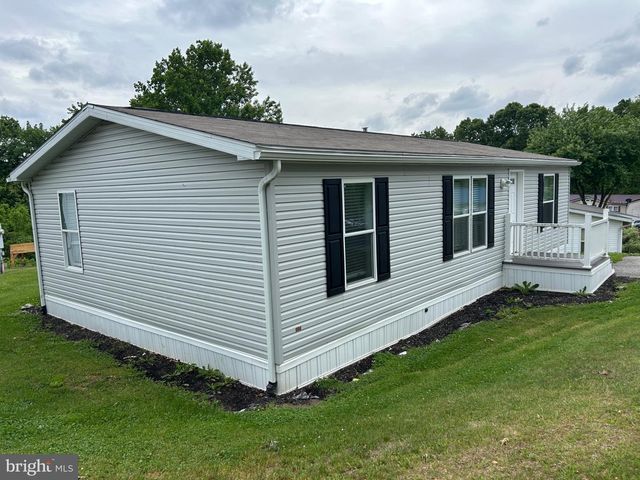 80 CHEYENNE DR, Windsor, PA 17366