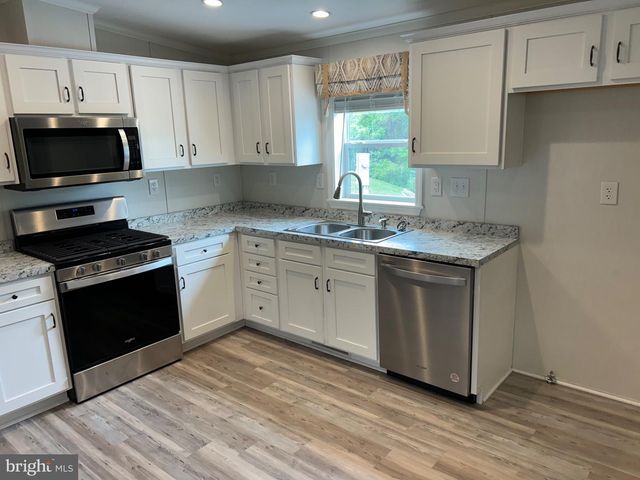 80 CHEYENNE DR, Windsor, PA 17366