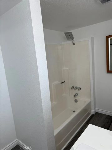 2435 W Broadway, Anaheim, CA 92804