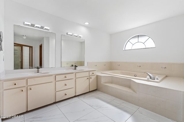 3 Forest View Way, Ormond Beach, FL 32174