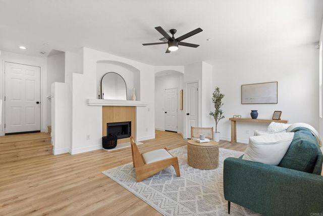 6415 Terraza Portico, Carlsbad, CA 92009