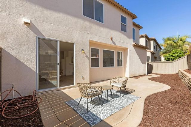 6415 Terraza Portico, Carlsbad, CA 92009