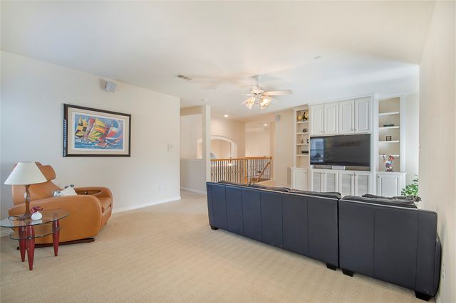 2327 Clearspring Drive N, Irving, TX 75063