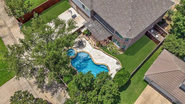 2327 Clearspring Drive N, Irving, TX 75063