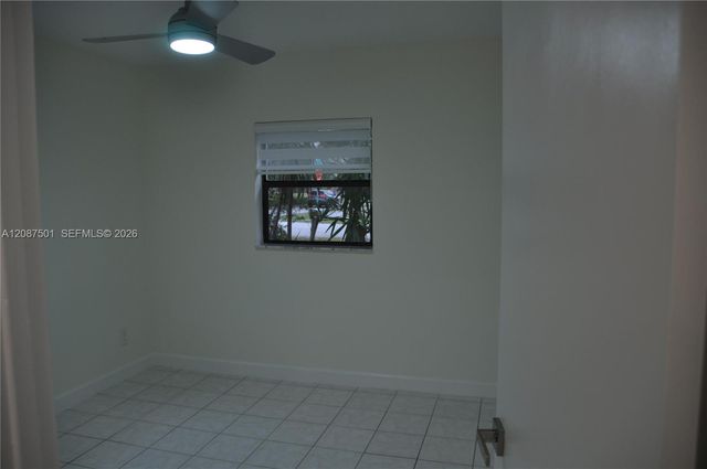 571 NE 61st Street, Oakland Park, FL 33334