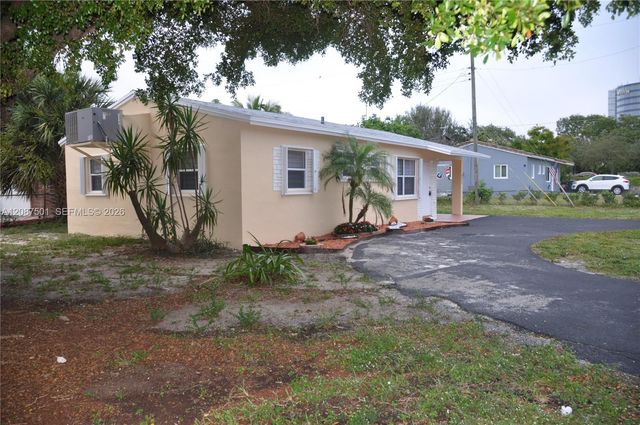 571 NE 61st Street, Oakland Park, FL 33334