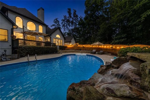 108 Kremer Falls Trace, Canton, GA 30114