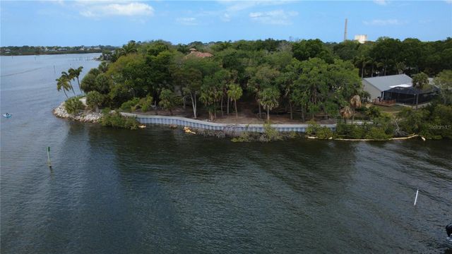 1600 MEYERS COVE DRIVE, Tarpon Springs, FL 34689
