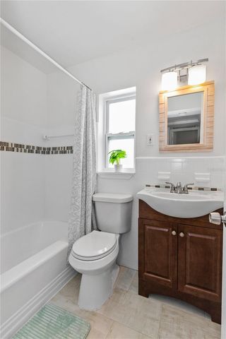 1717 OXFORD STREET N, St Petersburg, FL 33710