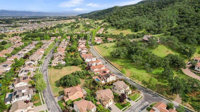 7170 Eagle Ridge Drive, Gilroy, CA 95020