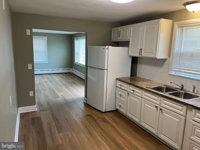 220 GLASGOW ST, Pottstown, PA 19464