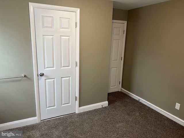 220 GLASGOW ST, Pottstown, PA 19464